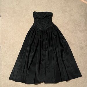 Lillie Rubin Vintage Strapless Dress- “crumb catcher” type “rouched” V bodice